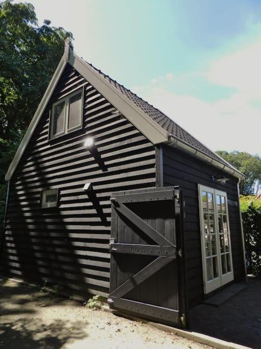 Tiny House Tholen别墅 外观 照片